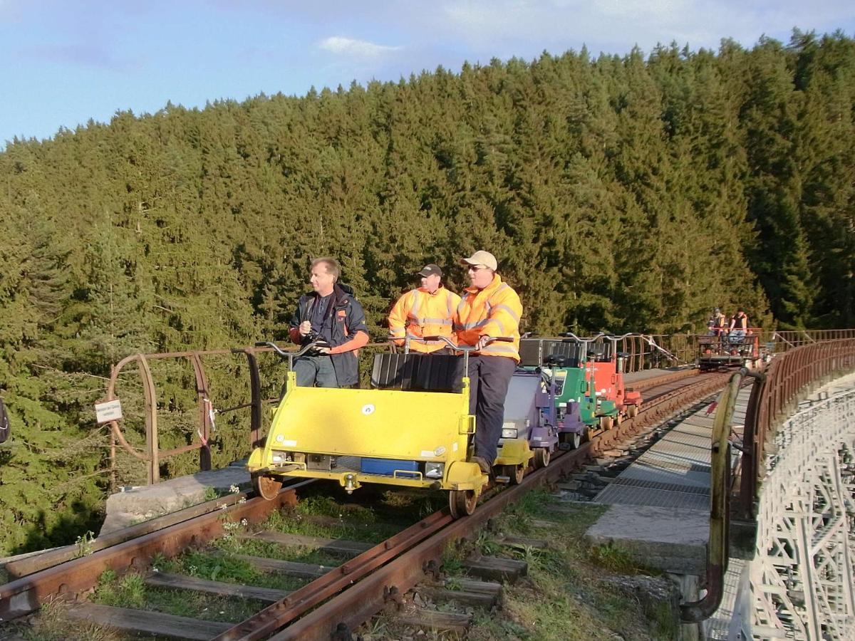 Ferienhof "Alte Foersterei" Knau Buitenkant foto