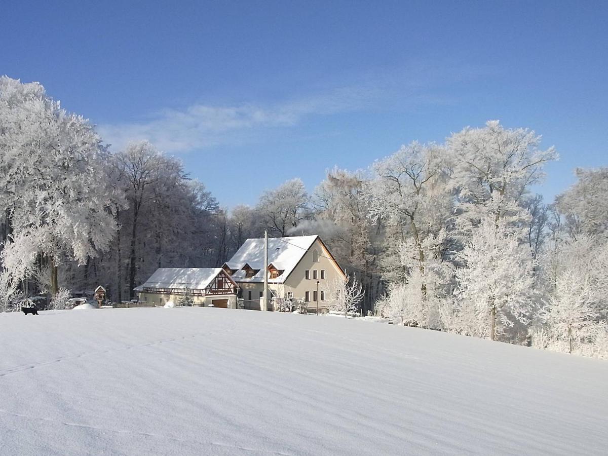 Ferienhof "Alte Foersterei" Knau Buitenkant foto