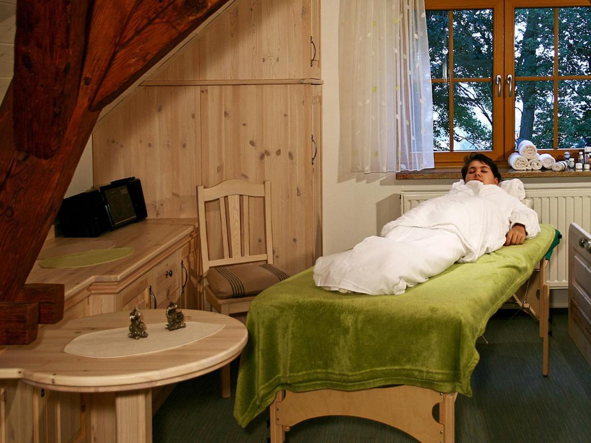 Ferienhof "Alte Foersterei" Knau Buitenkant foto